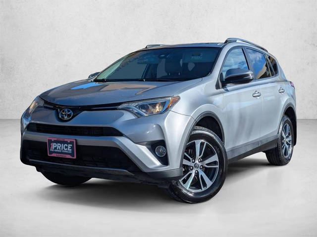 2018 Toyota RAV4 XLE FWD photo