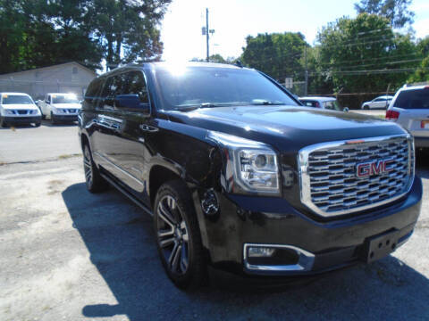 2018 GMC Yukon XL Denali RWD photo