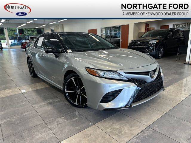 2018 Toyota Camry XSE V6 FWD photo