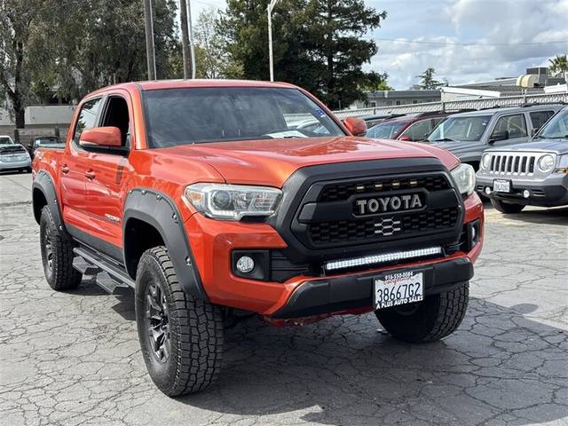2017 Toyota Tacoma TRD Off Road 4WD photo
