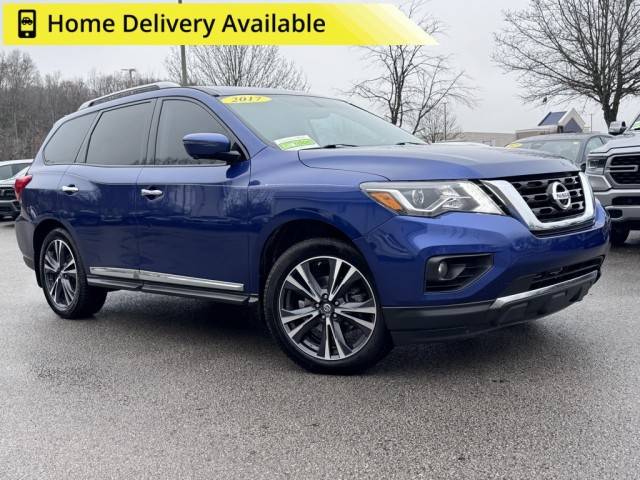 2017 Nissan Pathfinder Platinum 4WD photo
