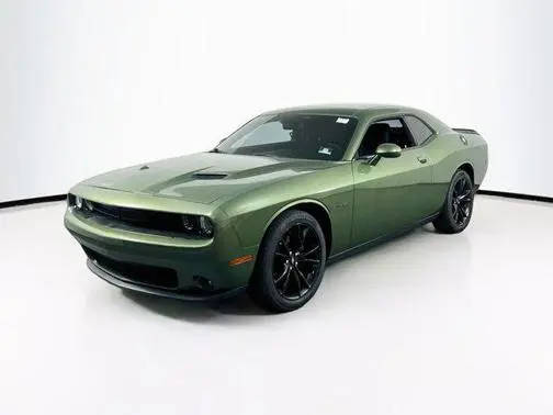 2018 Dodge Challenger R/T RWD photo
