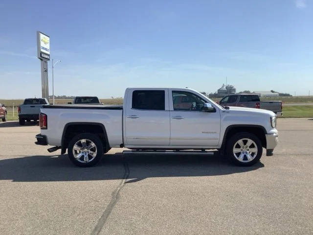2018 GMC Sierra 1500 SLT 4WD photo