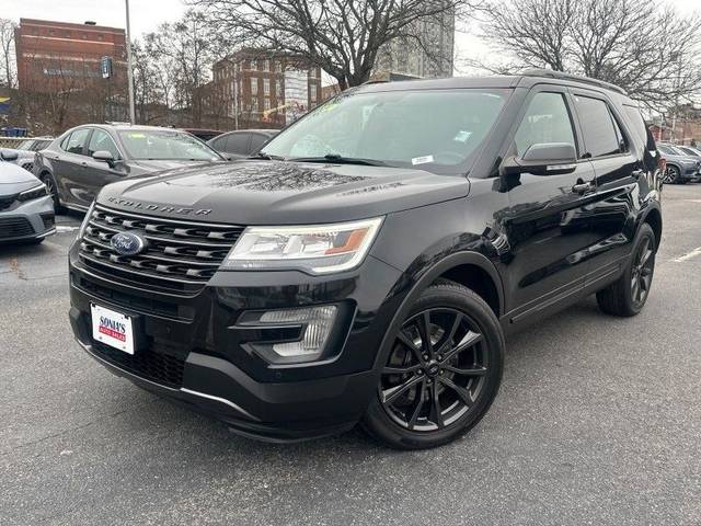 2017 Ford Explorer XLT 4WD photo