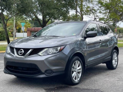 2017 Nissan Rogue Sport SV AWD photo