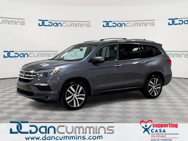 2017 Honda Pilot Touring FWD photo