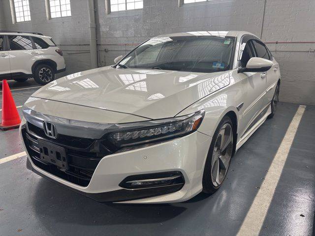 2018 Honda Accord Touring 1.5T FWD photo