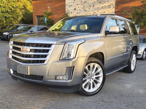 2018 Cadillac Escalade Luxury 4WD photo