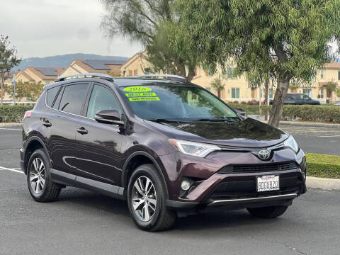 2018 Toyota RAV4 XLE AWD photo