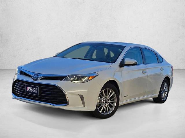 2018 Toyota Avalon Hybrid Limited FWD photo