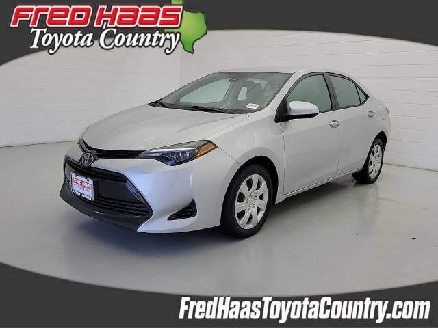 2018 Toyota Corolla LE FWD photo