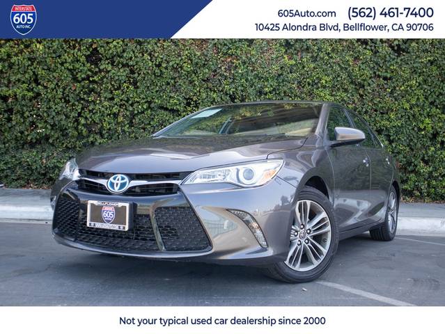 2016 Toyota Camry SE FWD photo