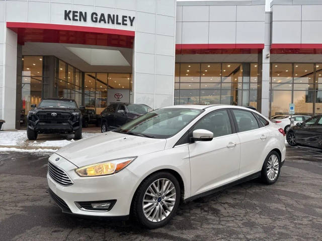 2018 Ford Focus Titanium FWD photo
