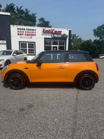 2018 MINI Hardtop 2 Door Cooper FWD photo