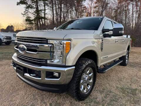2017 Ford F-250 Super Duty Lariat 4WD photo