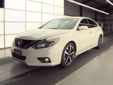 2018 Nissan Altima 2.5 SR FWD photo