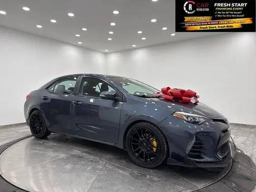 2018 Toyota Corolla SE FWD photo