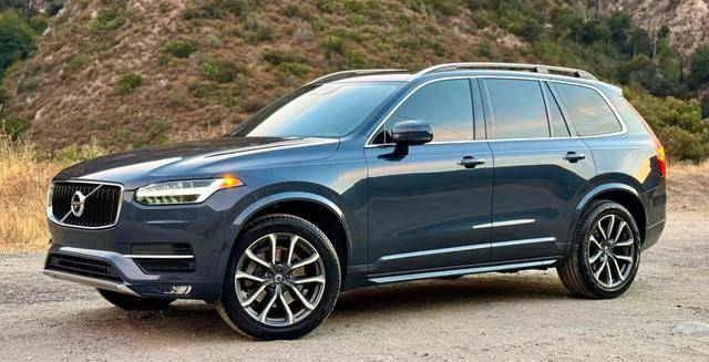 2018 Volvo XC90 Momentum AWD photo