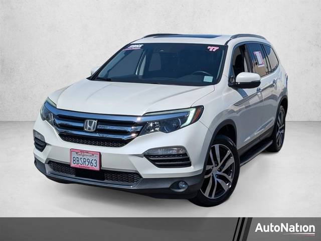 2017 Honda Pilot Elite AWD photo