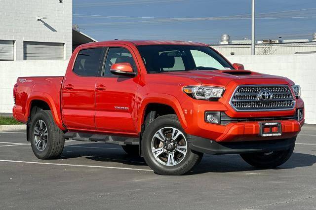 2017 Toyota Tacoma TRD Sport RWD photo