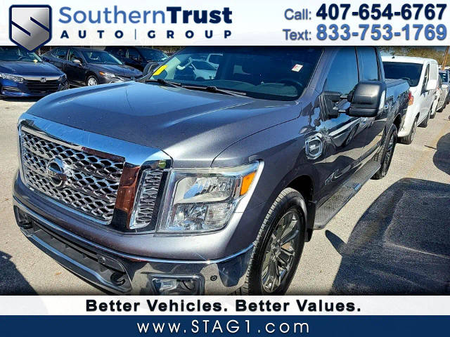 2017 Nissan Titan SV 4WD photo