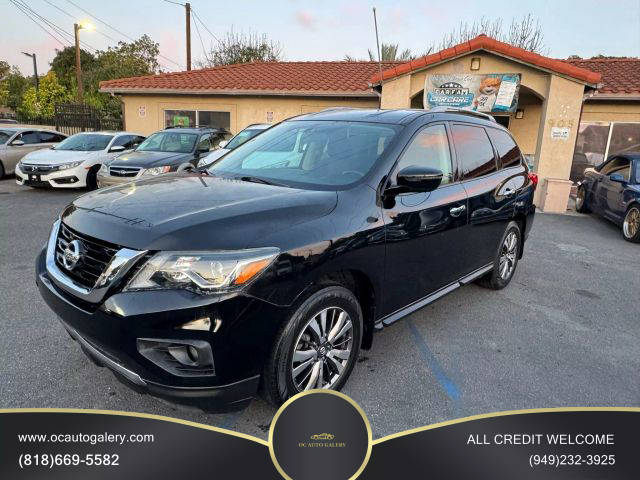 2018 Nissan Pathfinder SV FWD photo