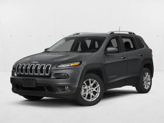 2018 Jeep Cherokee Latitude Plus FWD photo