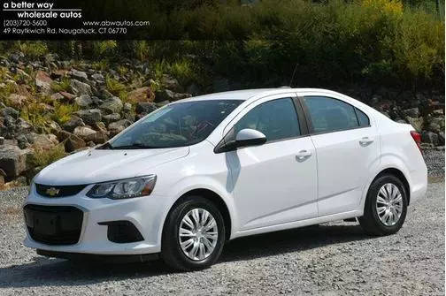 2018 Chevrolet Sonic LS FWD photo