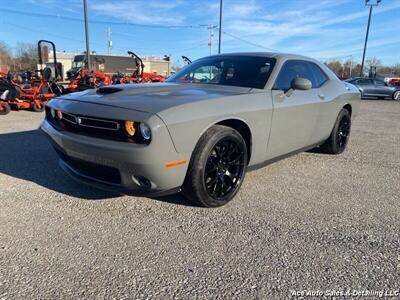 2017 Dodge Challenger R/T RWD photo