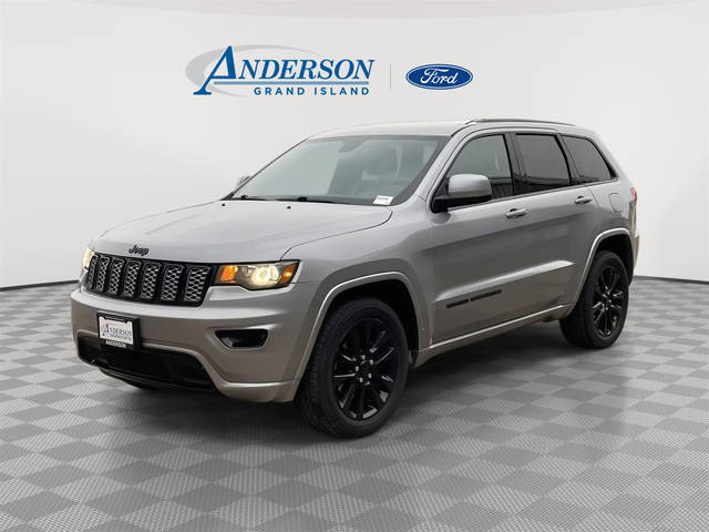 2018 Jeep Grand Cherokee Altitude 4WD photo