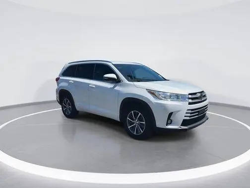 2018 Toyota Highlander XLE FWD photo