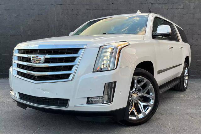 2018 Cadillac Escalade ESV Luxury RWD photo