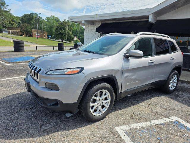 2018 Jeep Cherokee Latitude 4WD photo