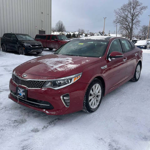 2018 Kia Optima S FWD photo