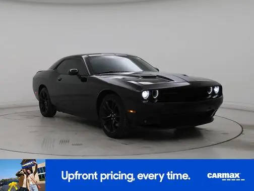 2018 Dodge Challenger SXT Plus RWD photo