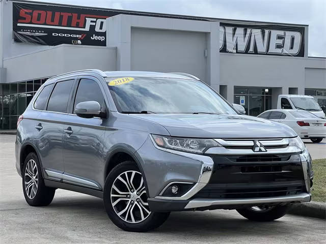 2018 Mitsubishi Outlander SE FWD photo