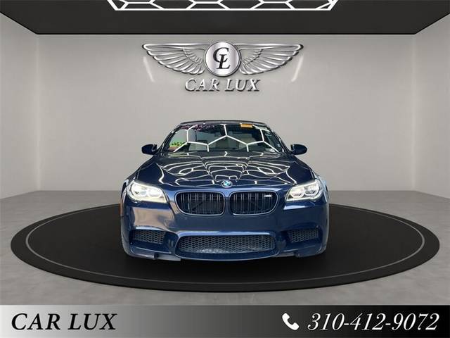 2015 BMW M5 RWD photo