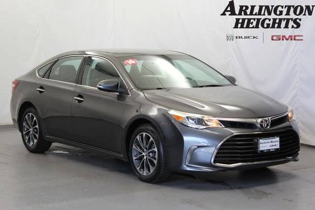 2016 Toyota Avalon XLE FWD photo