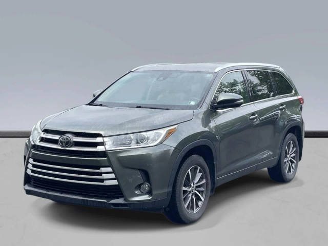 2018 Toyota Highlander XLE AWD photo