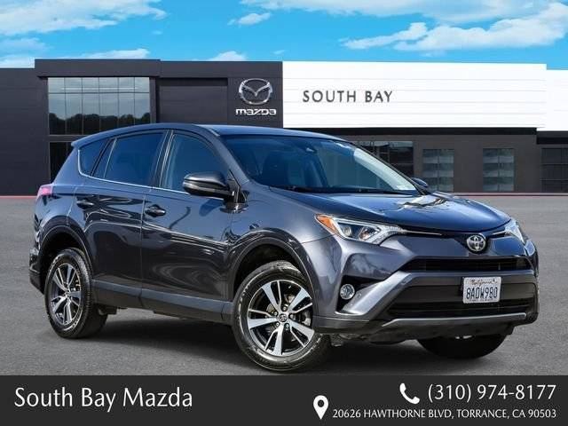 2018 Toyota RAV4 XLE FWD photo
