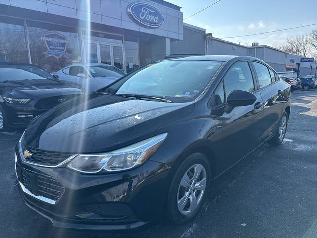 2018 Chevrolet Cruze LS FWD photo