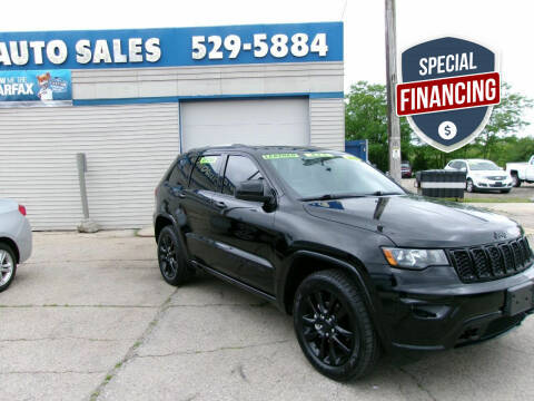 2018 Jeep Grand Cherokee Altitude 4WD photo