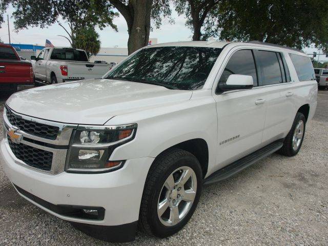 2016 Chevrolet Suburban LT RWD photo
