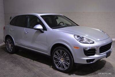2017 Porsche Cayenne Platinum Edition AWD photo