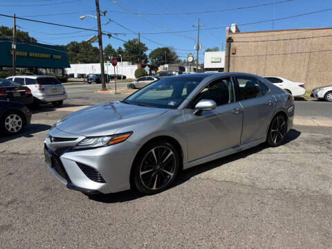 2018 Toyota Camry XSE FWD photo