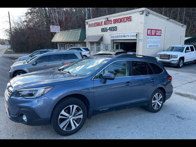 2018 Subaru Outback Limited AWD photo