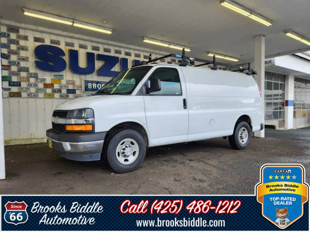 2017 Chevrolet Express Cargo RWD photo