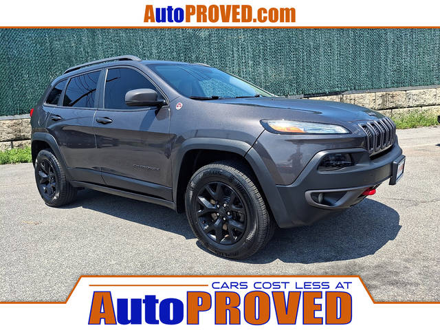 2018 Jeep Cherokee Trailhawk 4WD photo