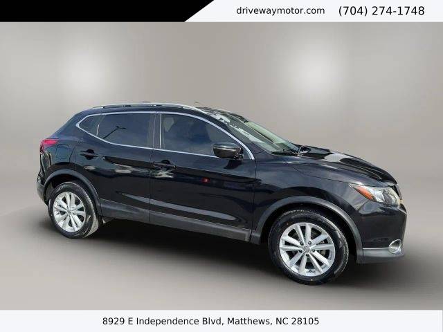 2017 Nissan Rogue Sport SV FWD photo