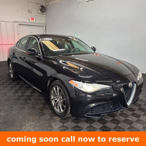 2018 Alfa Romeo Giulia  AWD photo